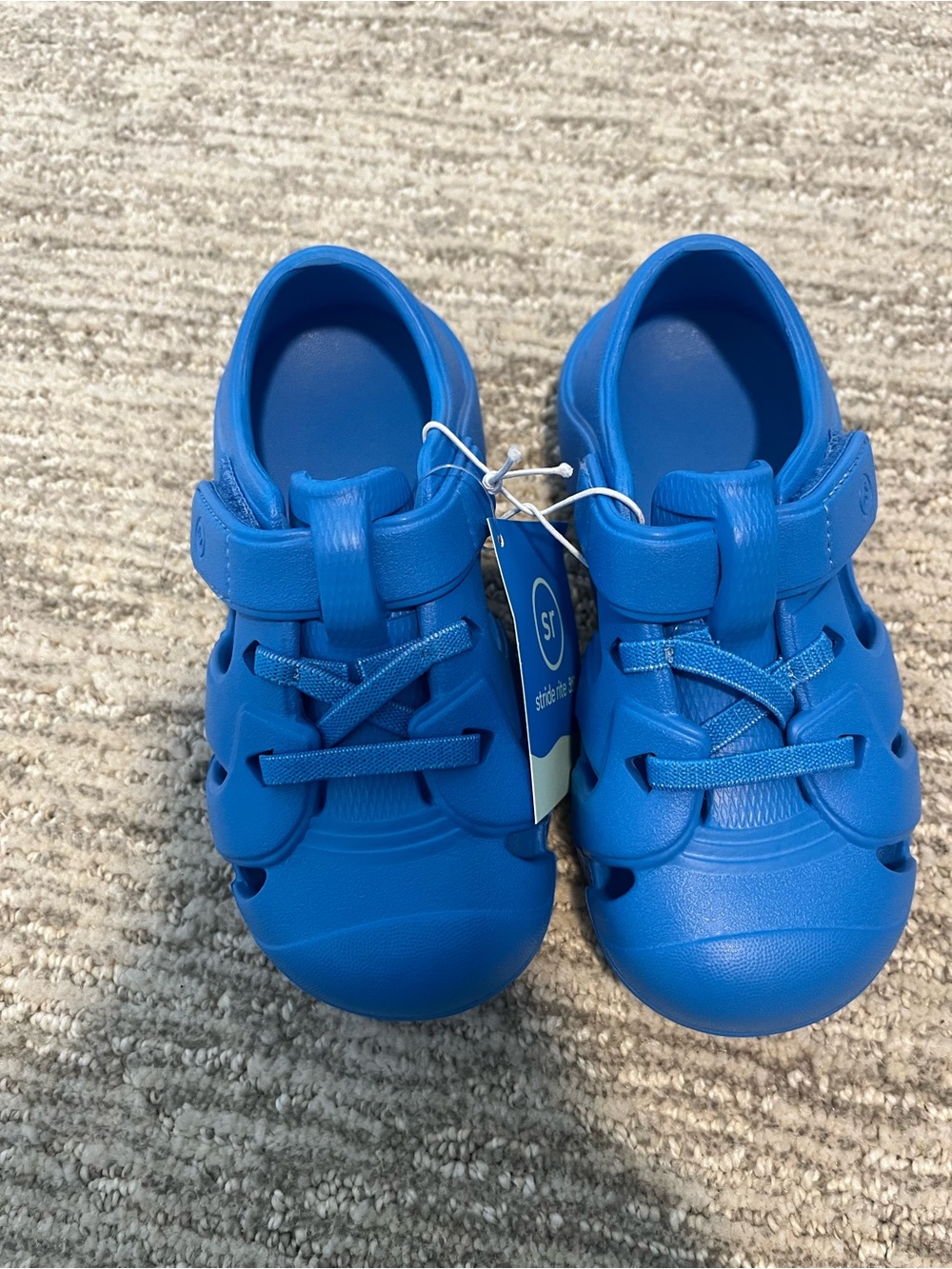 Stride Rite Poseidon Sneaker NEW